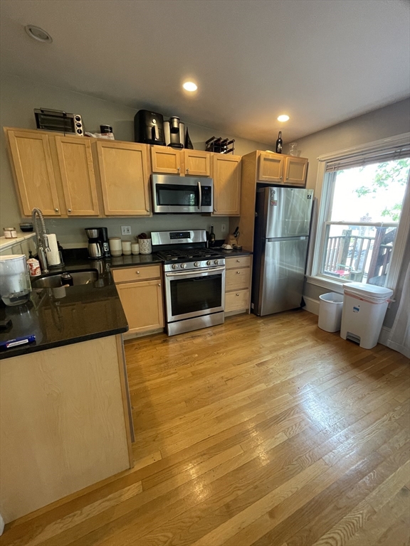 302 W 3rd St, South Boston