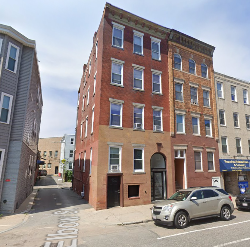 20 Chelsea St, East Boston