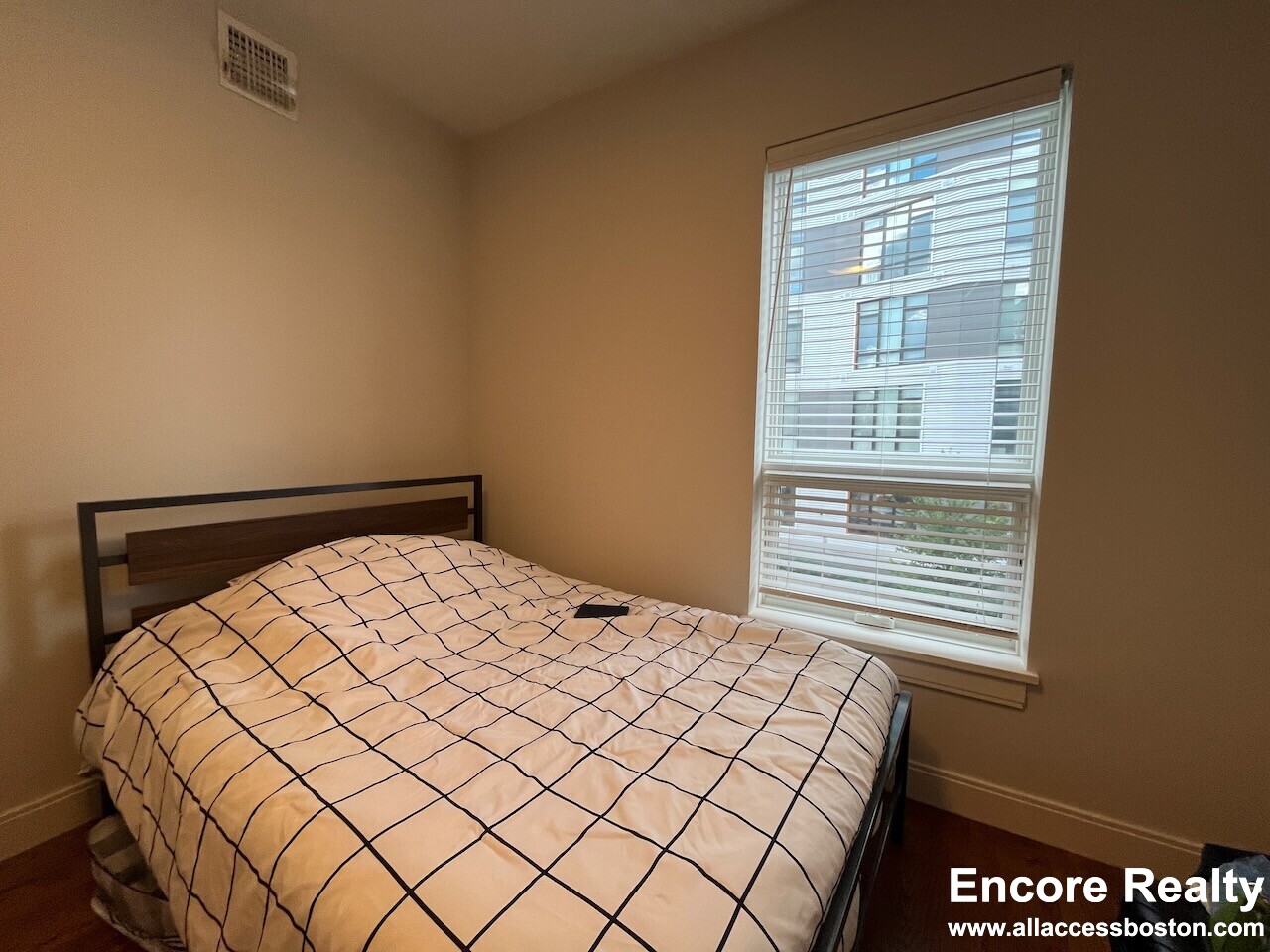 1 Everett St, Allston