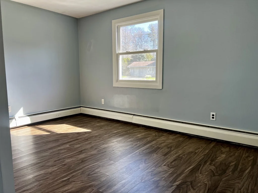 1 Perkins Rd, Danvers