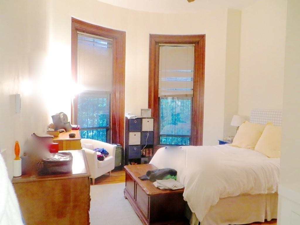 68 Waltham St, Boston