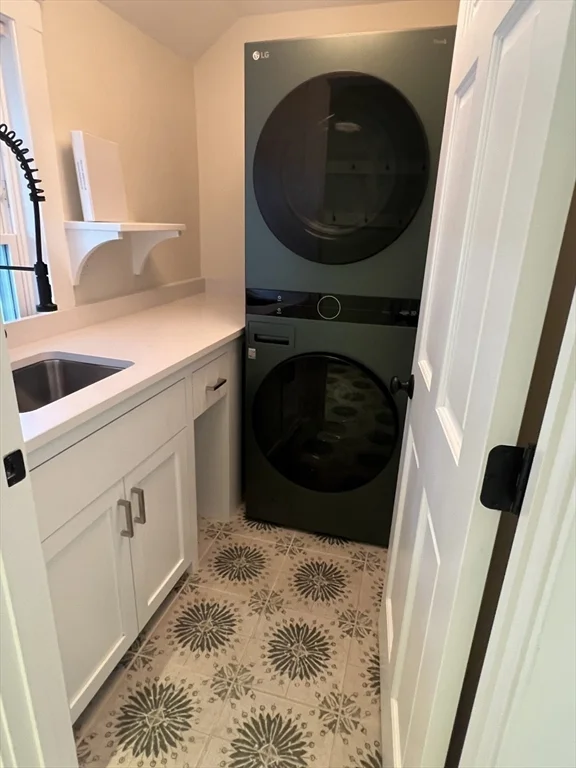 243 Dudley Rd, Bedford