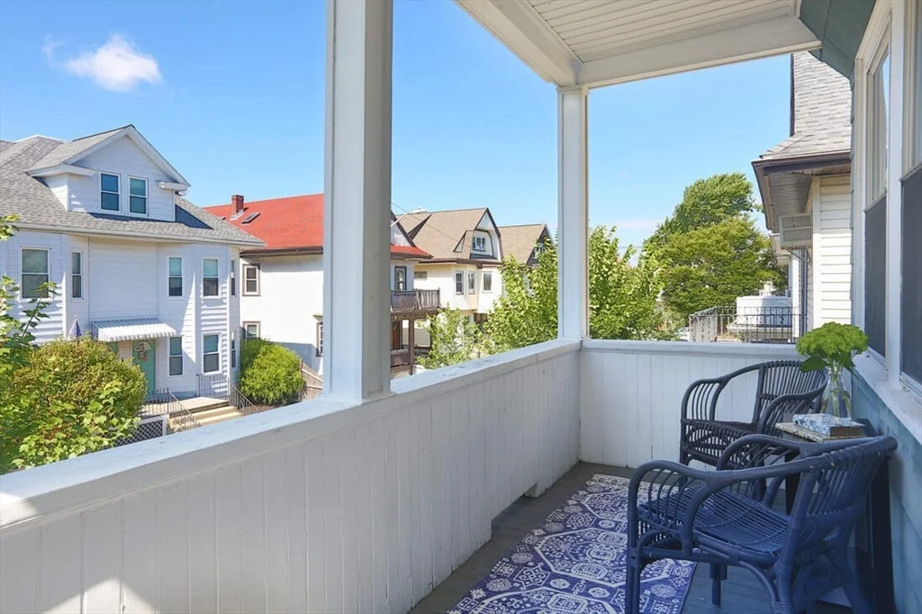 5 Benton Rd, Tufts University