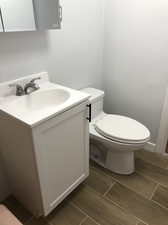 685 Moody St, Waltham