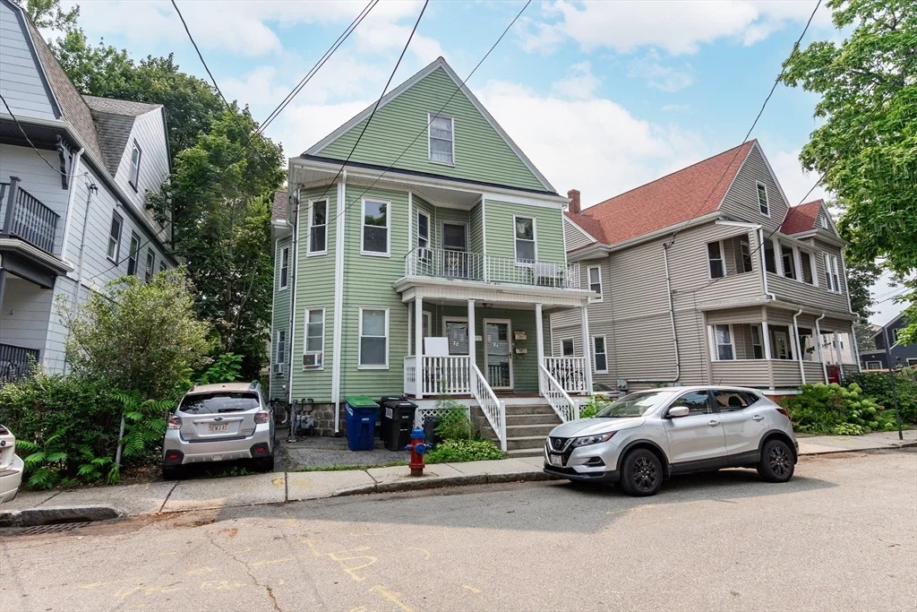 24 Aberdeen Rd, Powder House Square