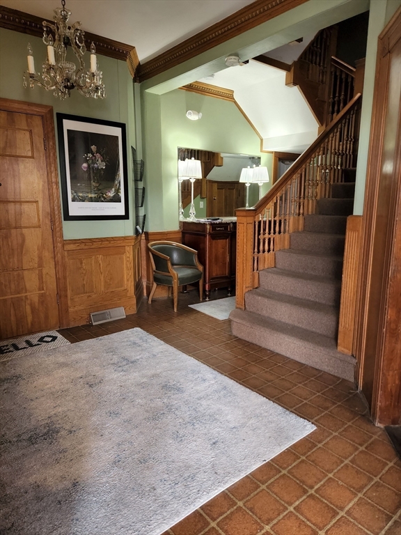 899 Beacon St, Fenway