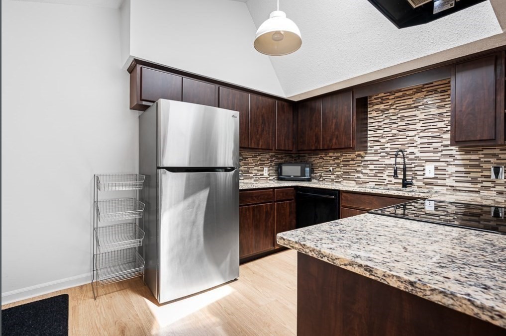 98 Eastern Ave, Worcester