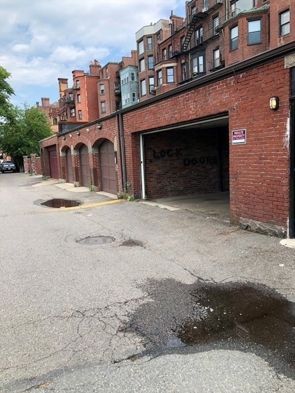 470 Beacon St, Back Bay