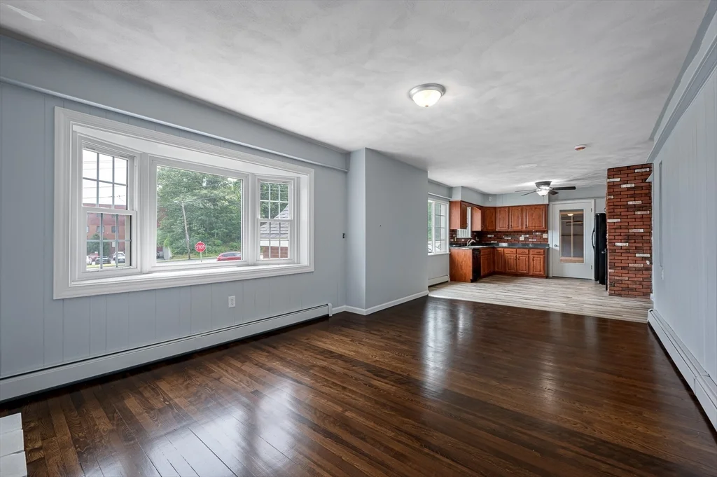 7 Pasadena Pkwy, Worcester