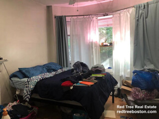 129 Cedar St, Roxbury