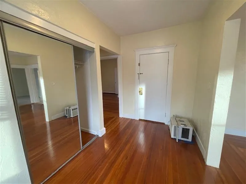 251 Central Ave, Medford