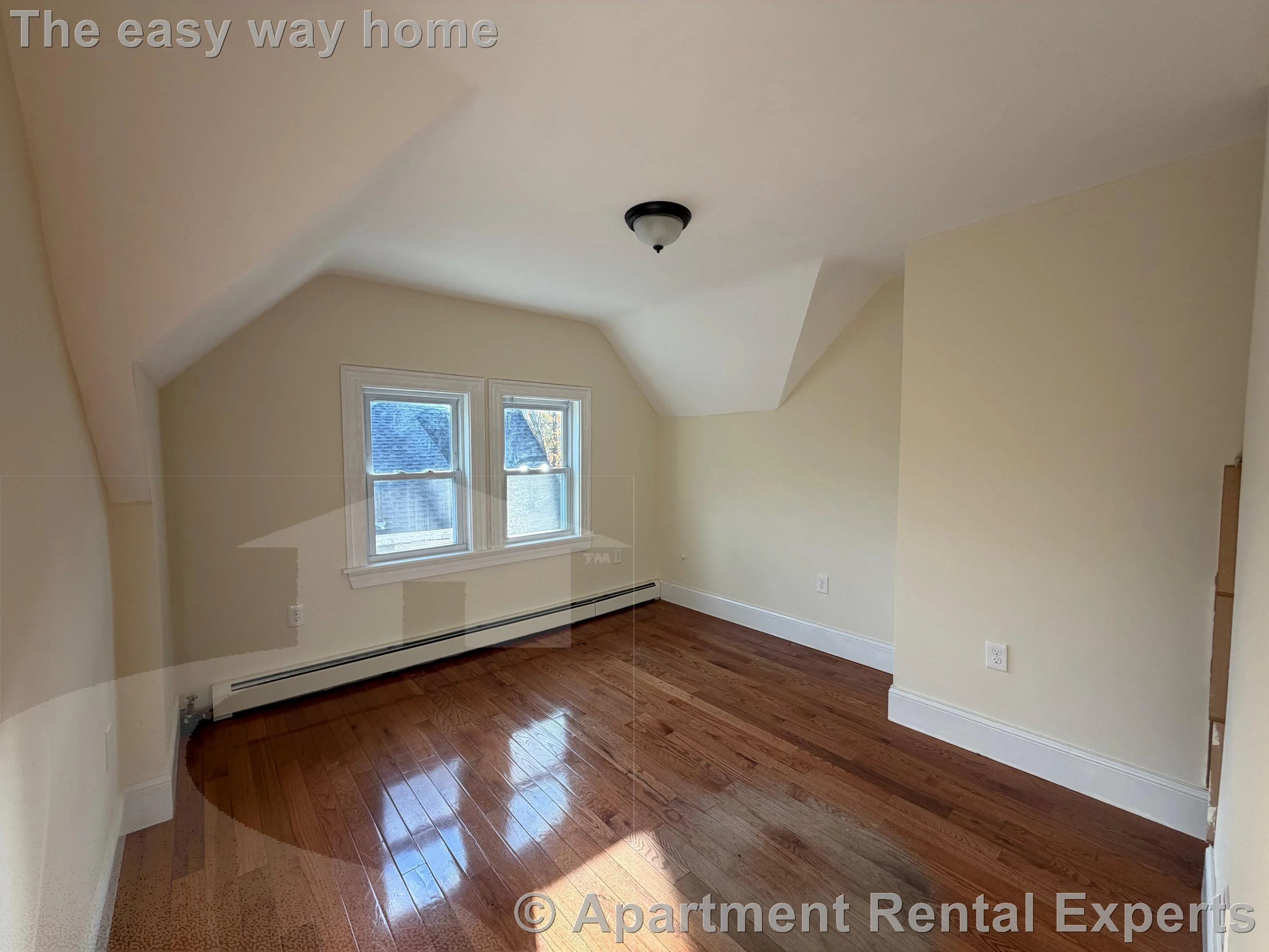 102 Sycamore St, Winter Hill