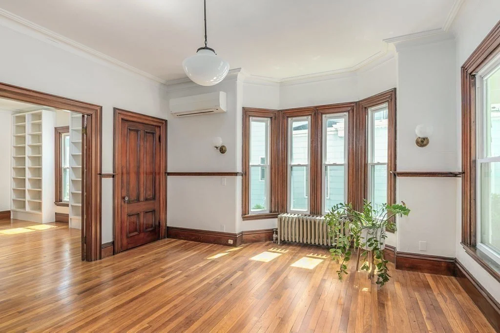 14 Evergreen, Winter Hill
