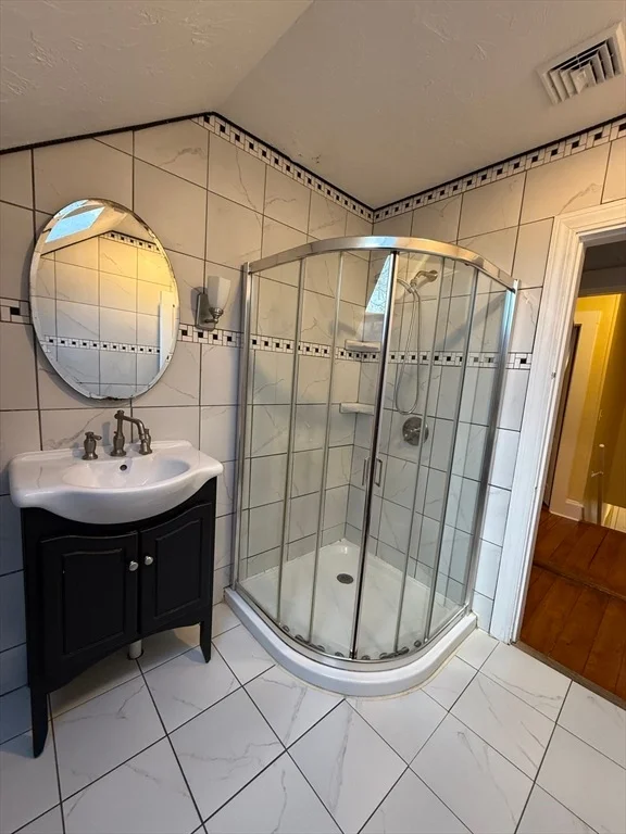 170 Neck St, North Weymouth