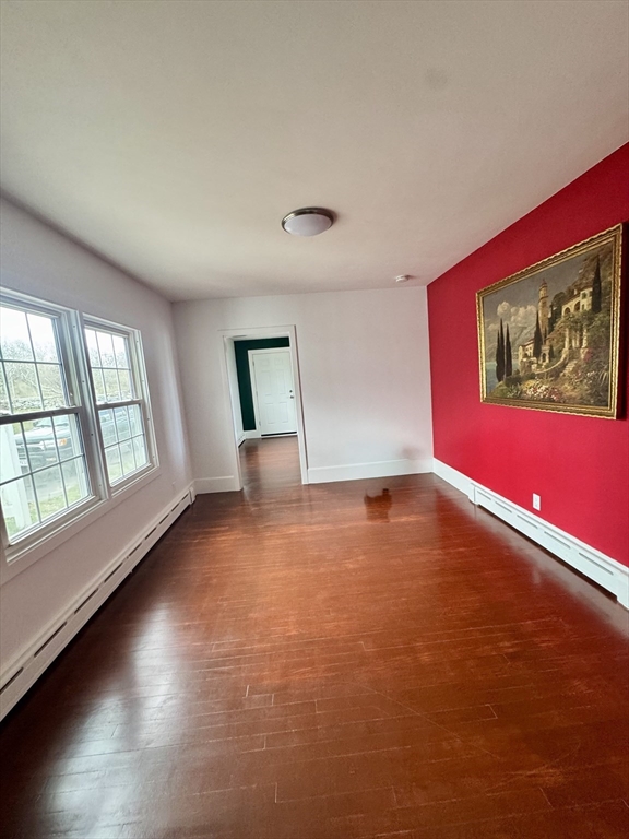 672 W Rodney French Blvd, Far North