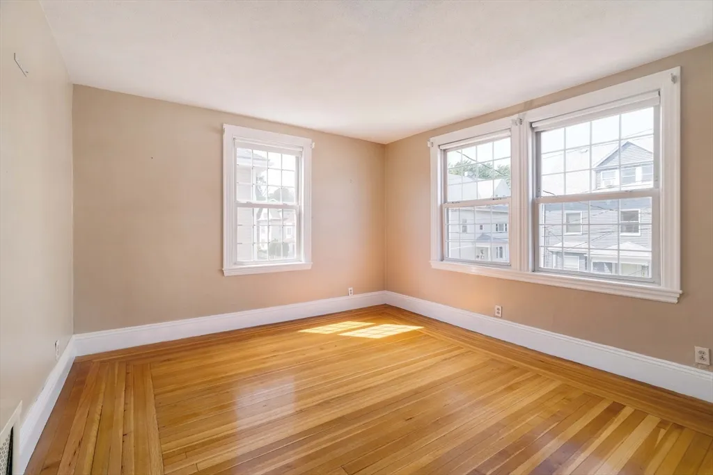 18 Newcastle Rd, Brighton