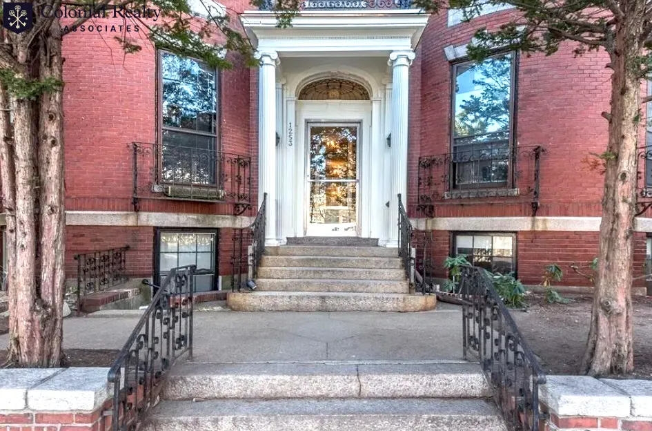 1253 Beacon St, Coolidge Corner