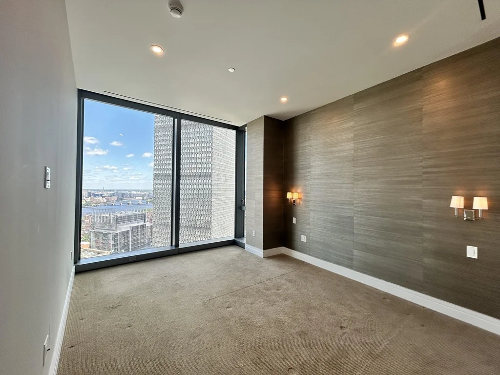 1 Dalton St, Back Bay