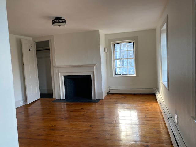 1 bed, 1 bath apartment for rent at 12 Pickman St Unit 3, Salem — photo 4 of 10