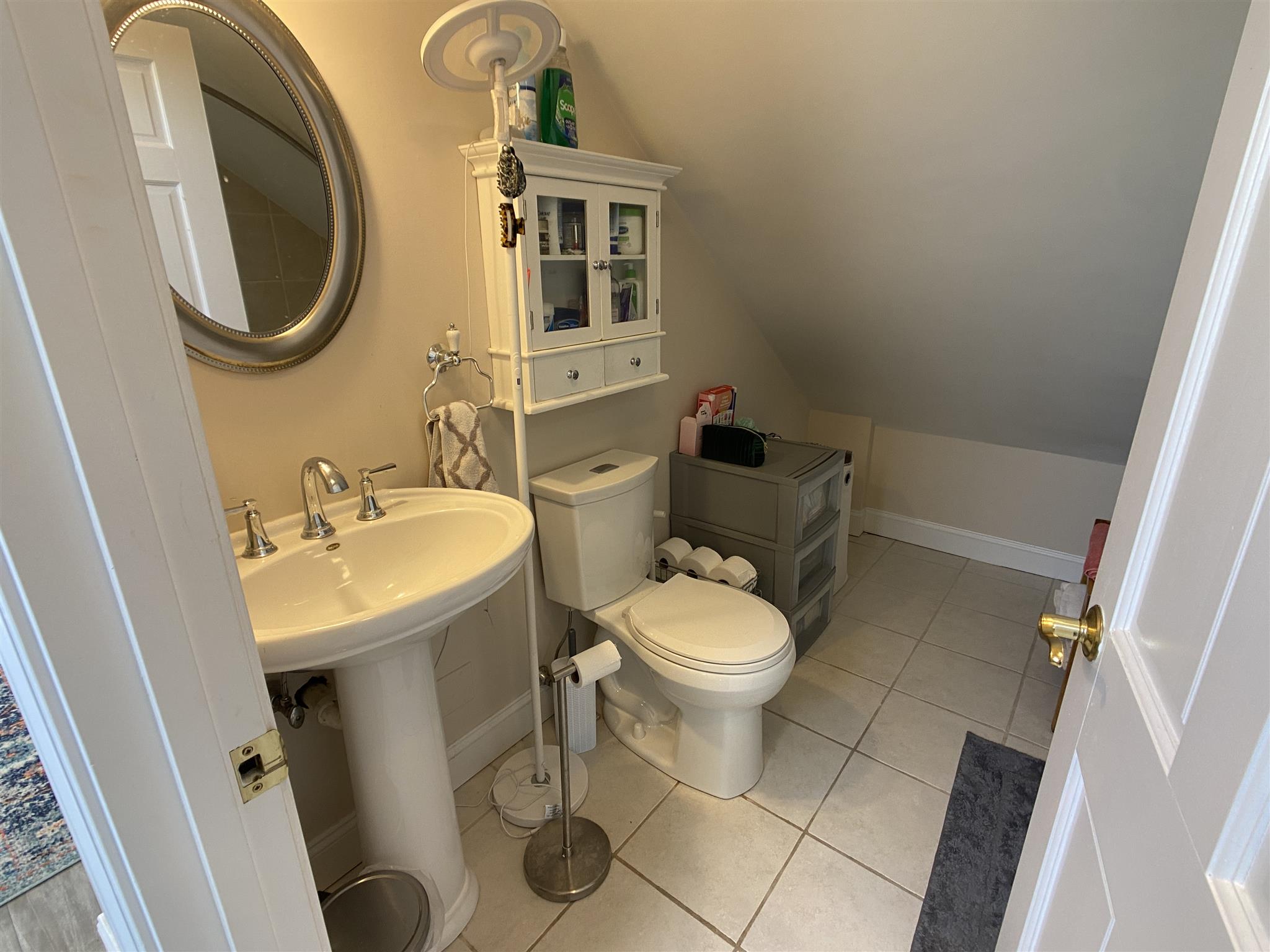 107 Yale St, South Medford