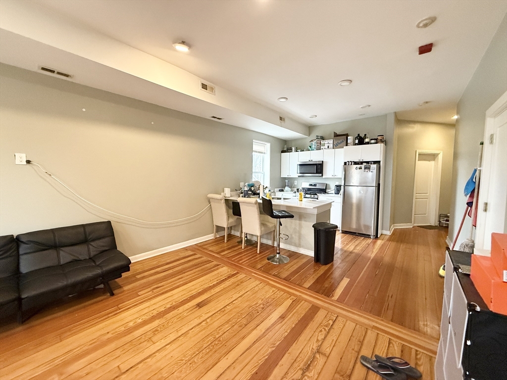 301-305 Dudley St, Roxbury