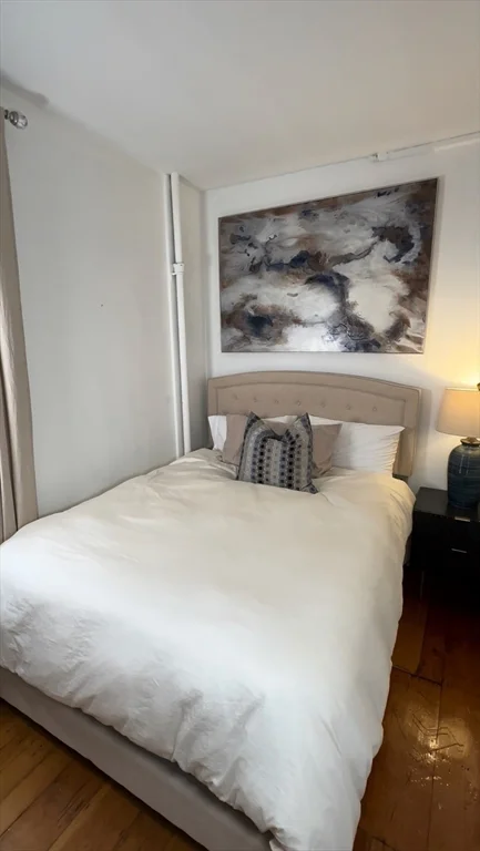 14 Marlborough St ,, Back Bay