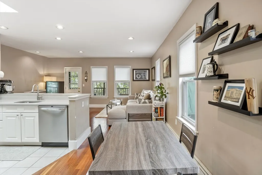 31 Regent St, North Cambridge