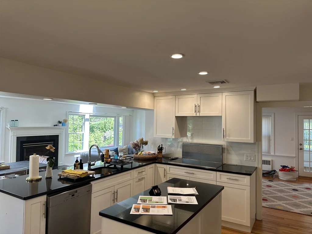 45 Wellesley Rd, Belmont