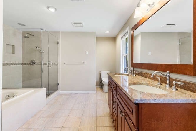 23 Solomon Pierce, Lexington