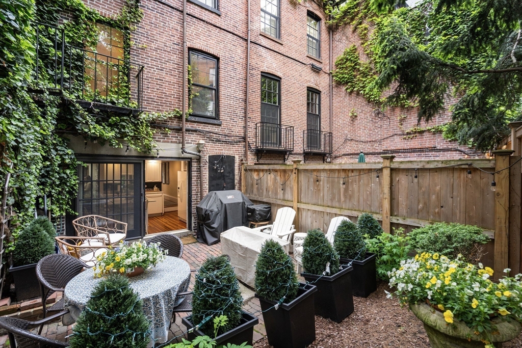 2 Mount Vernon Sq, Beacon Hill