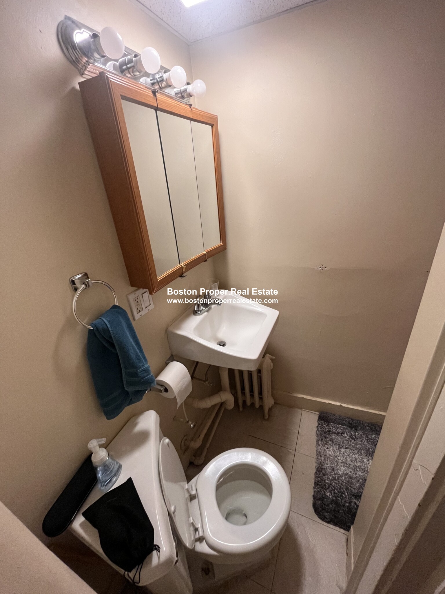 90 Myrtle St, Beacon Hill