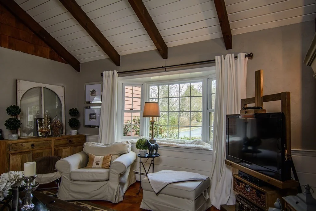 5 Deerslayer Ln, Westborough