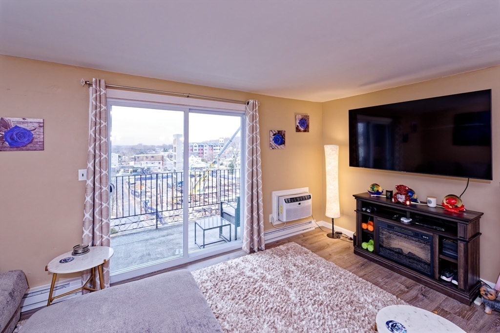 35 High St, Marlborough