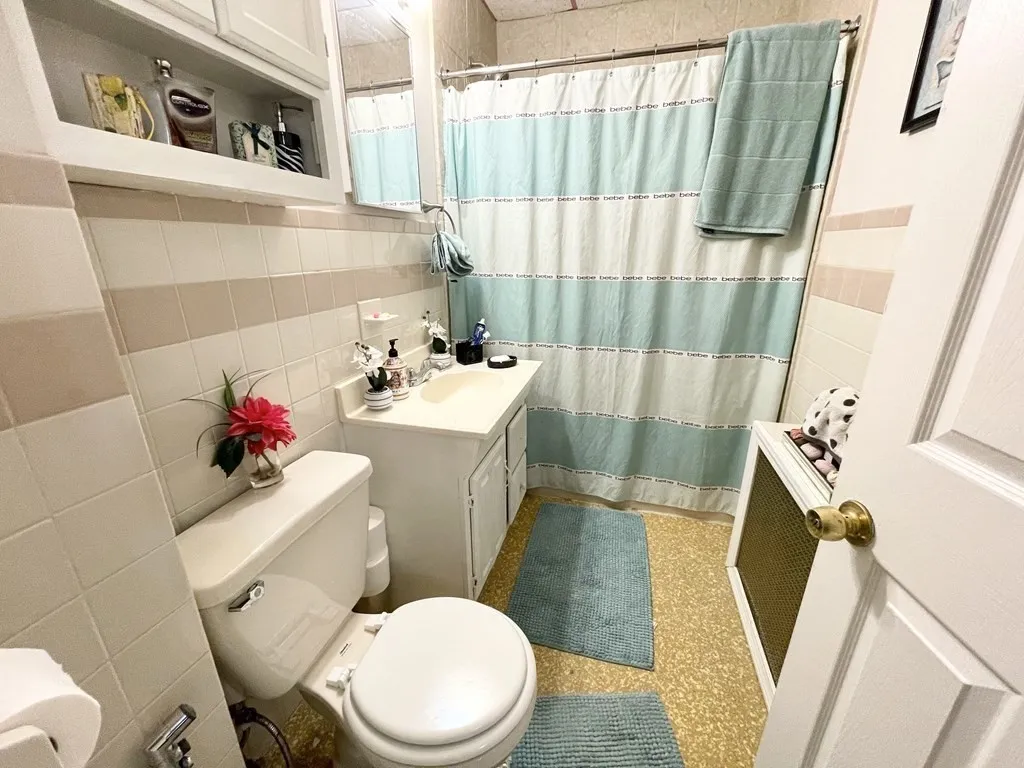 26-28 Harbor View, Dorchester