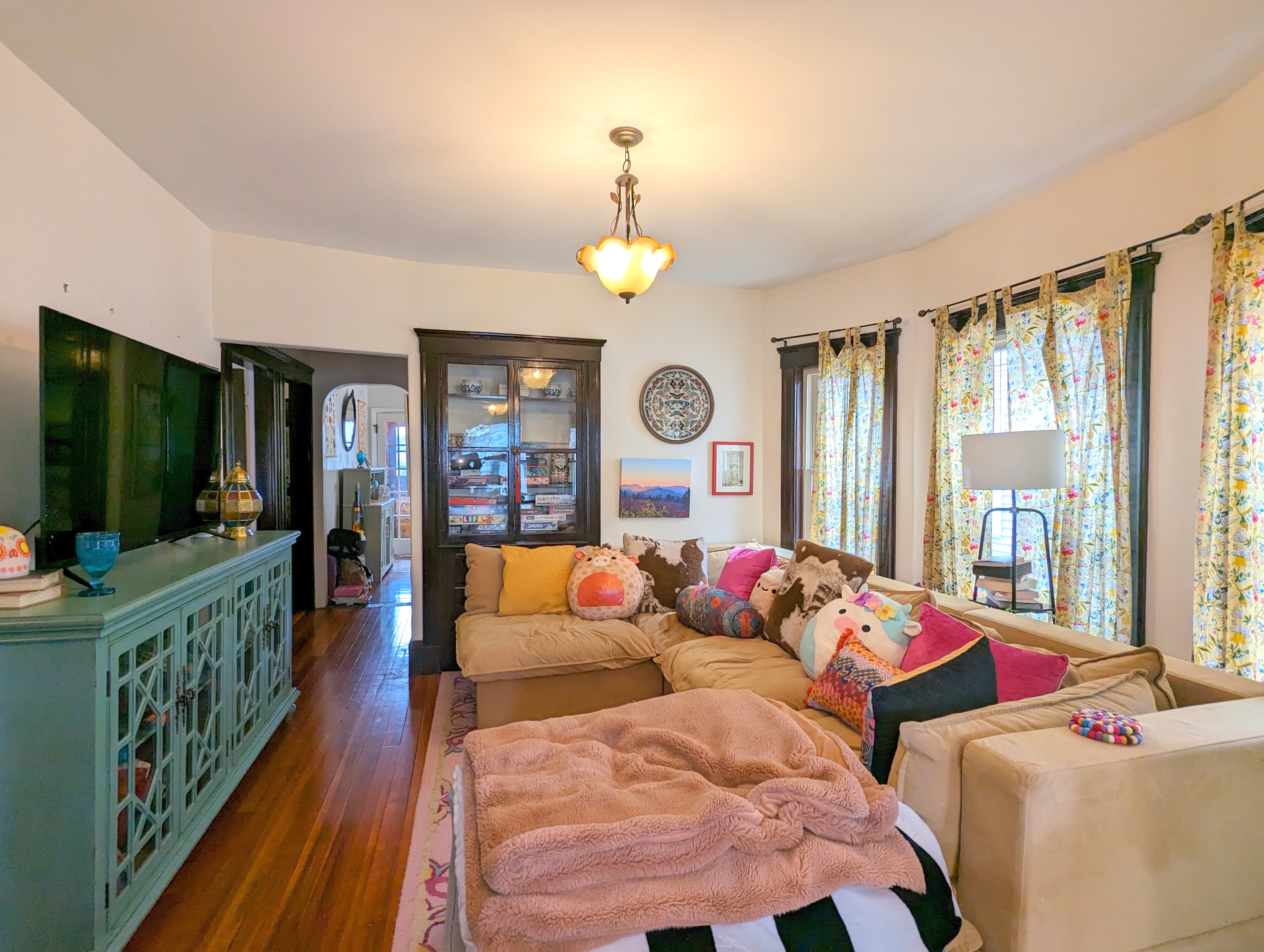 69 Prichard Ave, Powder House Square