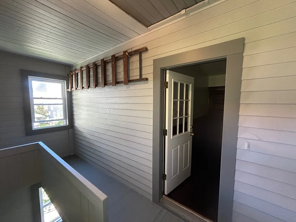 31 Chrome, Worcester