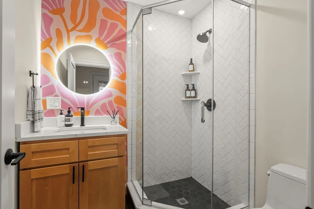 753 E Broadway, South Boston