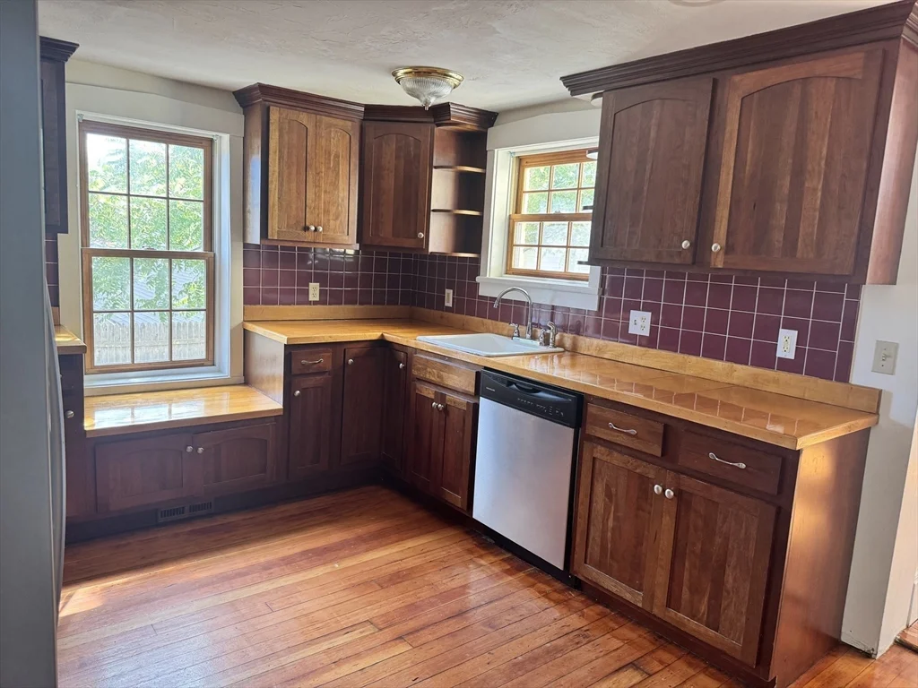 22 School St, Southbridge