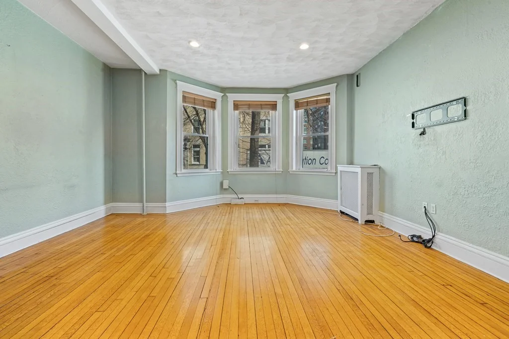 2 Euston St, Coolidge Corner