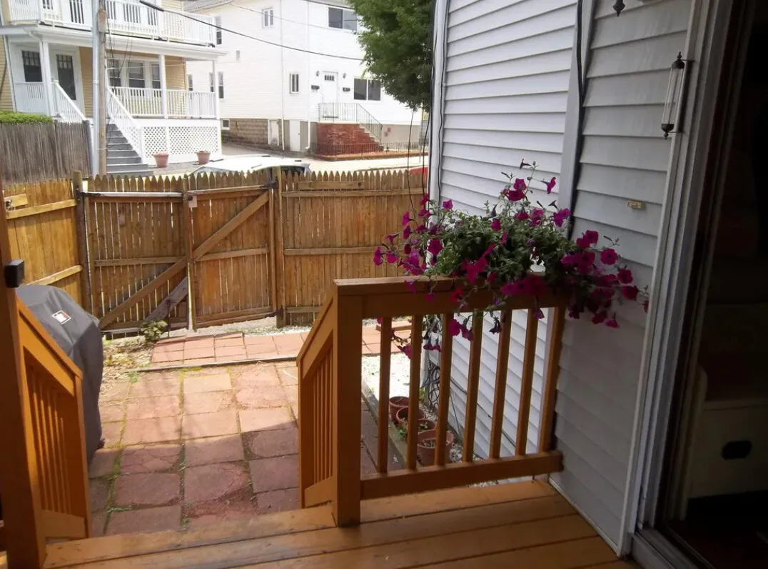 321 Alewife Brook Pkwa, West Somerville