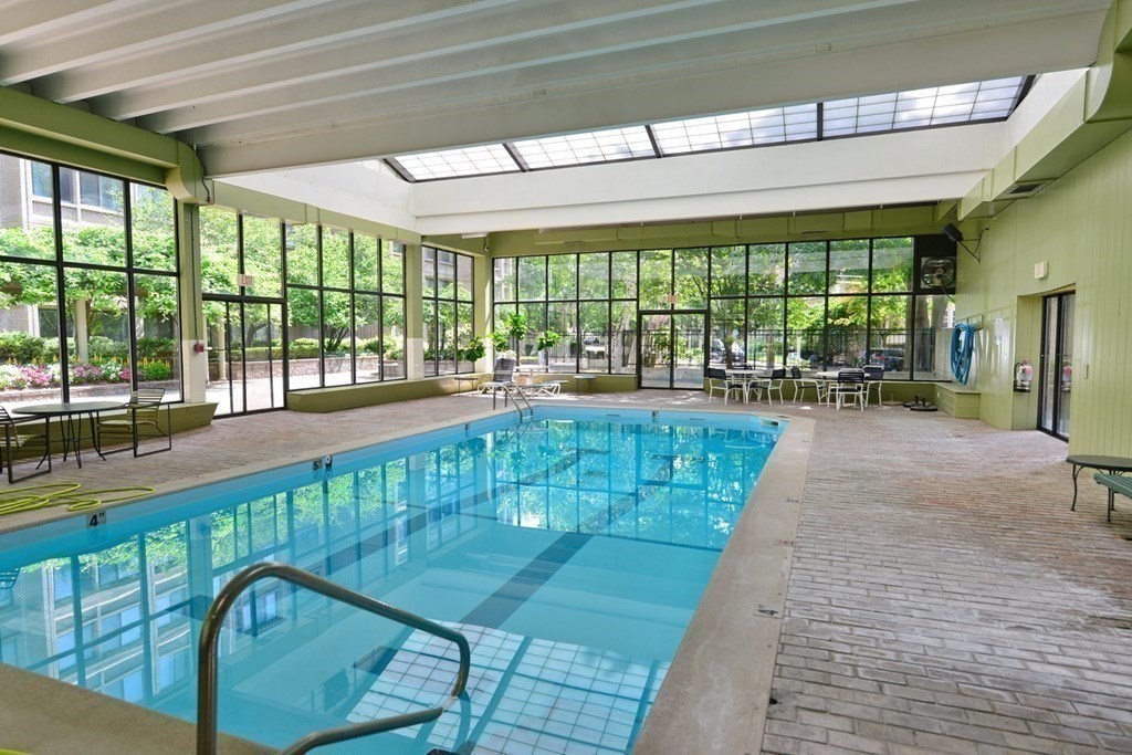 1731 Beacon, Beaconsfield