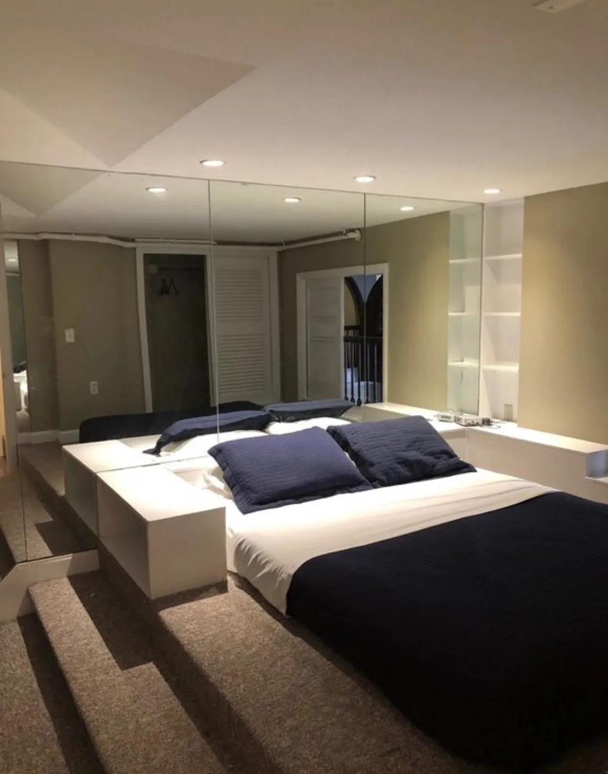 113 Beacon St, Back Bay