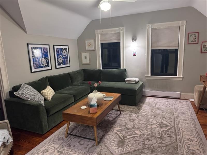 8 Charnwood Rd, Spring Hill