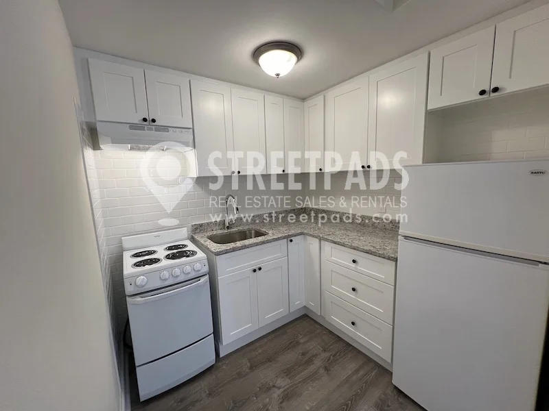 1315 Commonwealth Ave, Allston