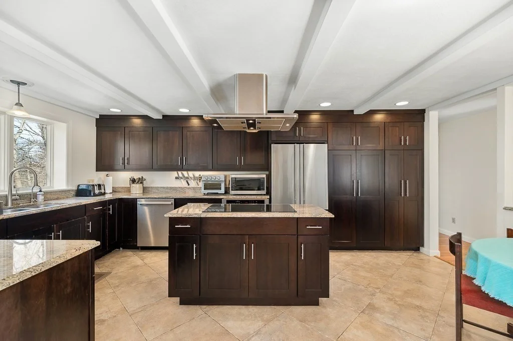 39 Decatur St, East Gloucester