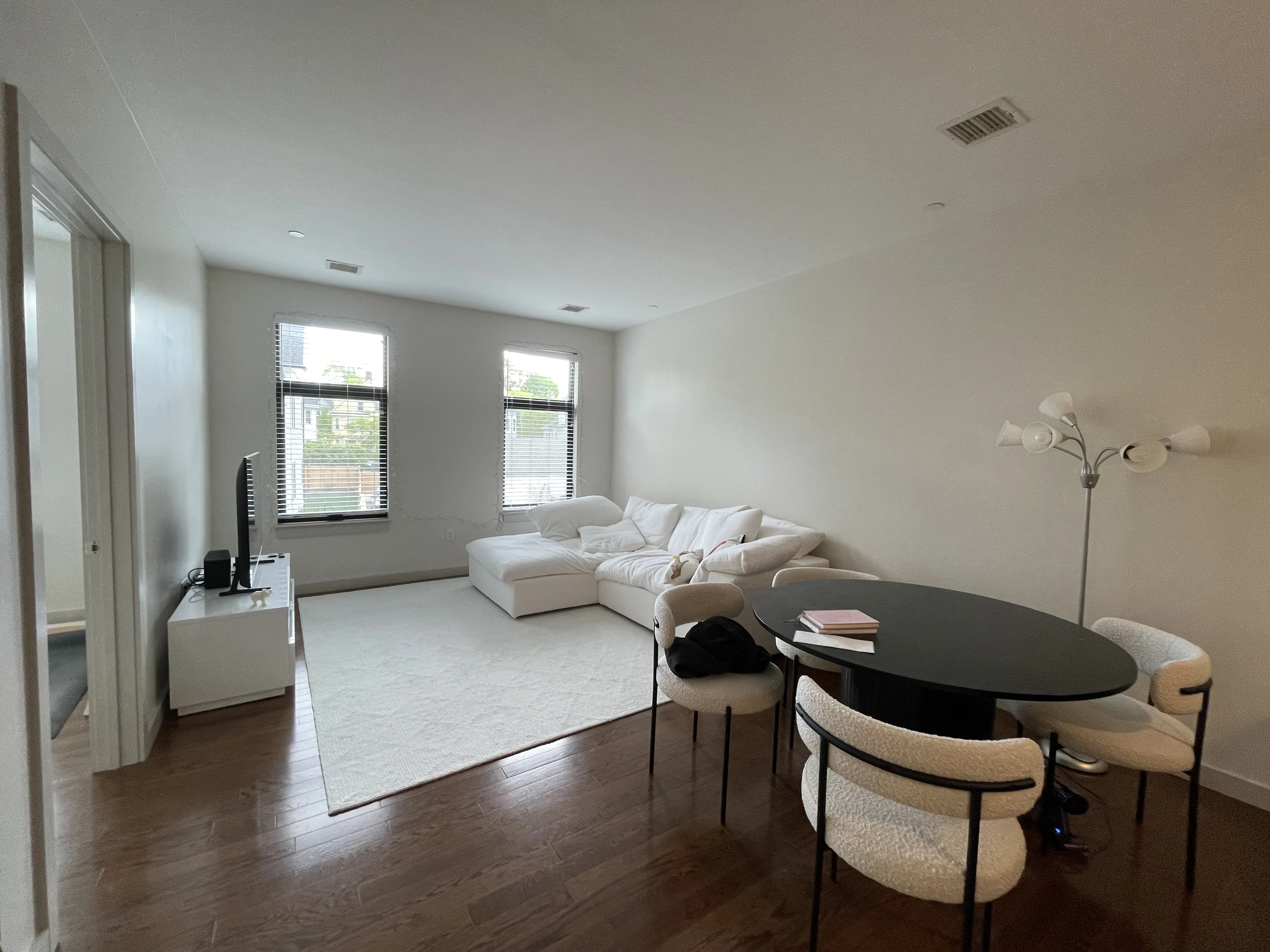 455 Harvard St, North Brookline