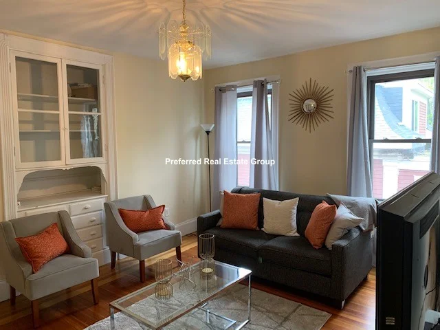 66 Clifford St, Roxbury