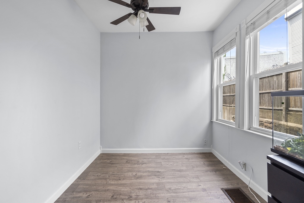 2 Kemp St, South Boston