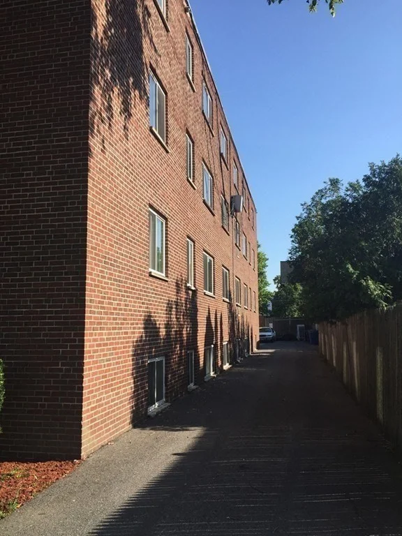 14 Pearl St, Dorchester