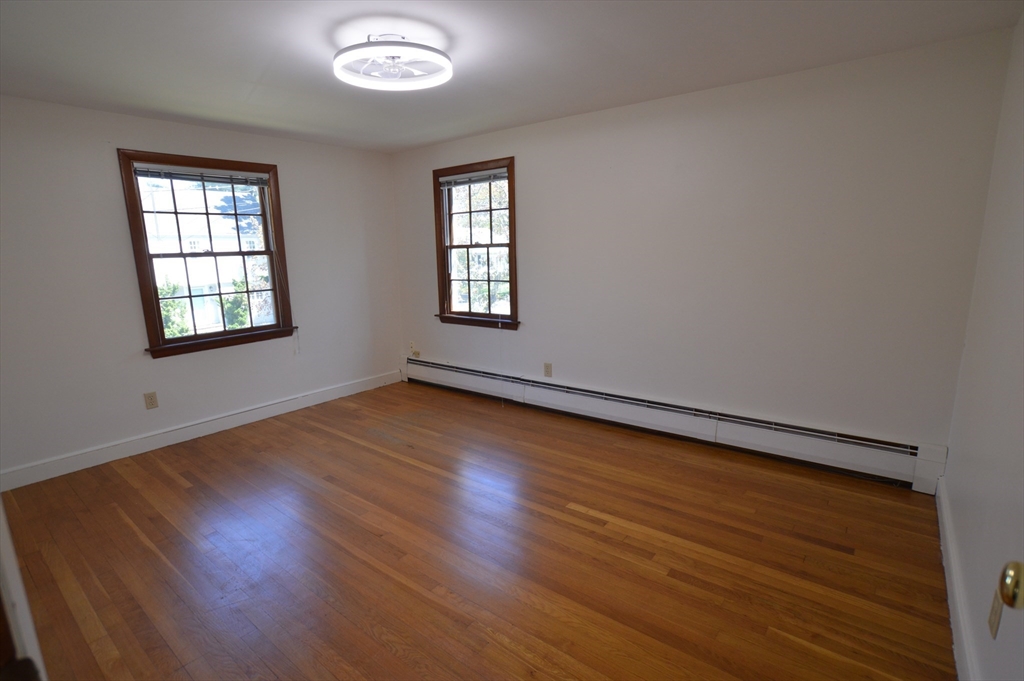 24 Beverly, Marblehead